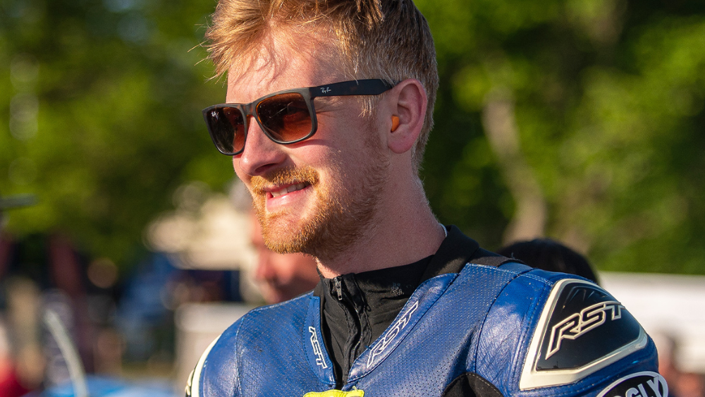 Gary Vines Meninggal setelah Kecelakaan Manx Grand Prix
